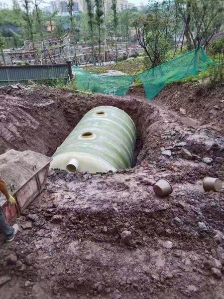 新界雷波县50立方化粪池安装现场